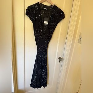 NWT Reformation Carina Dress - Size M, Dreamscape (Black w/White Design)
